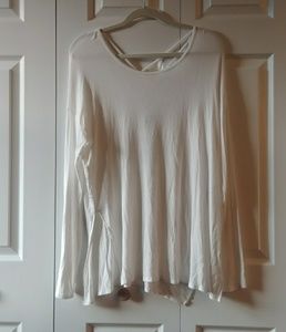 Hollister - White lattice back t-shirt M